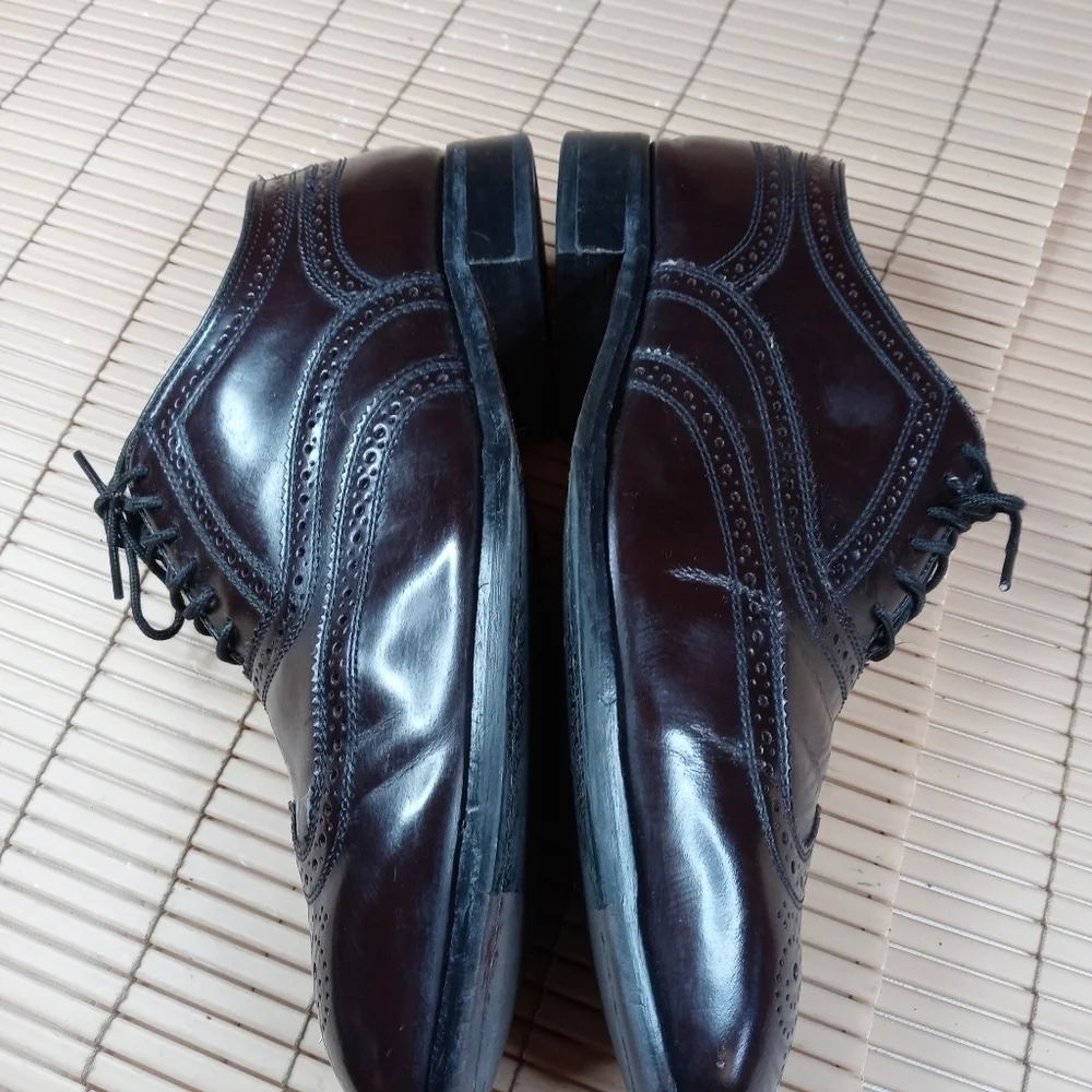 FLORSHEIM Burgundy Leather Wingtip Oxfords Dress Shoes 17066 Men’s Sizes Us 9.5D
